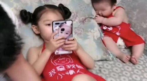 吃瓜视频爸爸女儿,爸爸女儿温馨互动,亲情瞬间感动网友