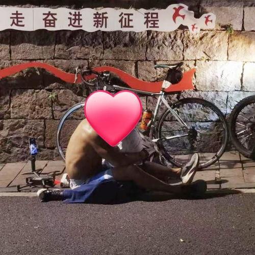 全家 围观 吃瓜视频,吃瓜视频热潮席卷而来!